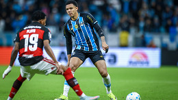Titular do Grêmio entra na mira de clube gigante da Inglaterra Titular do Grêmio entra na mira de clube gigante da Inglaterra