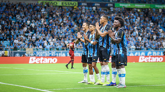 Grêmio x Corinthians vai passar na TV aberta hoje (30)? Saiba onde assistir AO VIVO