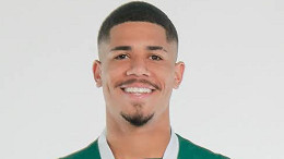 Grêmio bate o martelo e acerta contratação de novo reforço para a lateral Grêmio bate o martelo e acerta contratação de novo reforço para a lateral