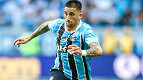 Nacional-URU volta à carga por atacante do Grêmio Nacional-URU volta à carga por atacante do Grêmio
