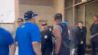Torcida protesta antes de Mirassol x Grêmio e aumenta pressão sobre Luís Castro