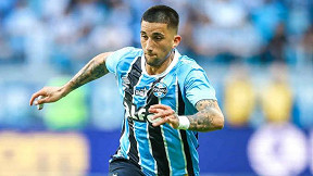 Grêmio trava negociação de Kike Olivera com o Nacional-URU e exige valor para liberar atacante