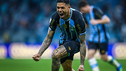 Qual é o salário de Diego Caito no Grêmio? Veja quanto ganha o lateral Qual é o salário de Diego Caito no Grêmio? Veja quanto ganha o lateral