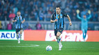 Após desfalque em treino, jogador titular do Grêmio está de volta; entenda Após desfalque em treino, jogador titular do Grêmio está de volta; entenda