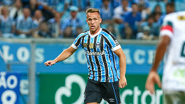 Arthur acerta com clube brasileiro e não é o Grêmio, diz jornalista Arthur acerta com clube brasileiro e não é o Grêmio, diz jornalista