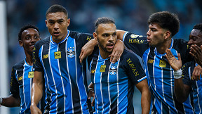 GreNal 453: Quem será o titular do Grêmio, Braithwaite ou Carlos Vinícius? GreNal 453: Quem será o titular do Grêmio, Braithwaite ou Carlos Vinícius?