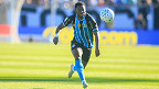 Por que Amuzu não foi titular do Grêmio no GreNal 453?