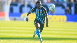 Por que Amuzu não foi titular do Grêmio no GreNal 453? Por que Amuzu não foi titular do Grêmio no GreNal 453?