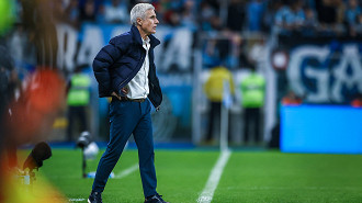 Luís Castro admite atuação abaixo do esperado após vitória do Grêmio sobre a Chapecoense