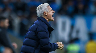 Tudo que foi dito por Luís Castro após a vitória do Grêmio sobre a Chapecoense
