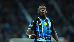Amuzu fica no Grêmio? Entenda os bastidores da situação do jogador Amuzu fica no Grêmio? Entenda os bastidores da situação do jogador
