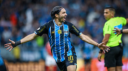 Grêmio encerra janela com seis reforços e fecha mercado com mudanças no elenco