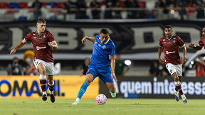 Risco de rebaixamento do Grêmio sobe após empate com o Remo; veja números Risco de rebaixamento do Grêmio sobe após empate com o Remo; veja números