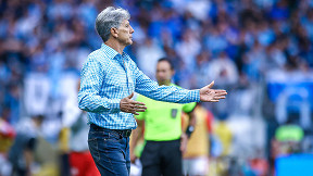 Renato critica contratações do Grêmio e faz cobrança após GreNal 455