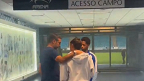 Jogador do Grêmio tem conversa privada com técnico do Cruzeiro na Arena